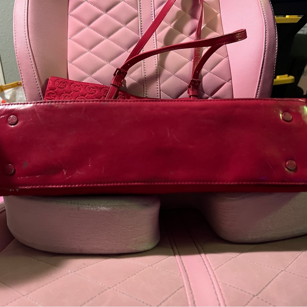 Michael Kors Red Embossed Neoprene Tote Bag - Picture 6 of 7